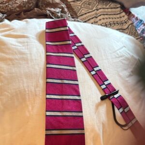 Brooks Brothers Red Tie with Navy and White Stripes